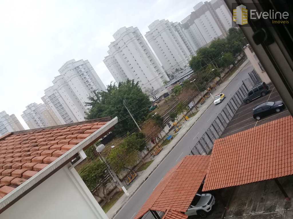 Apartamento em Mogi das Cruzes, no bairro Vila Paulicea