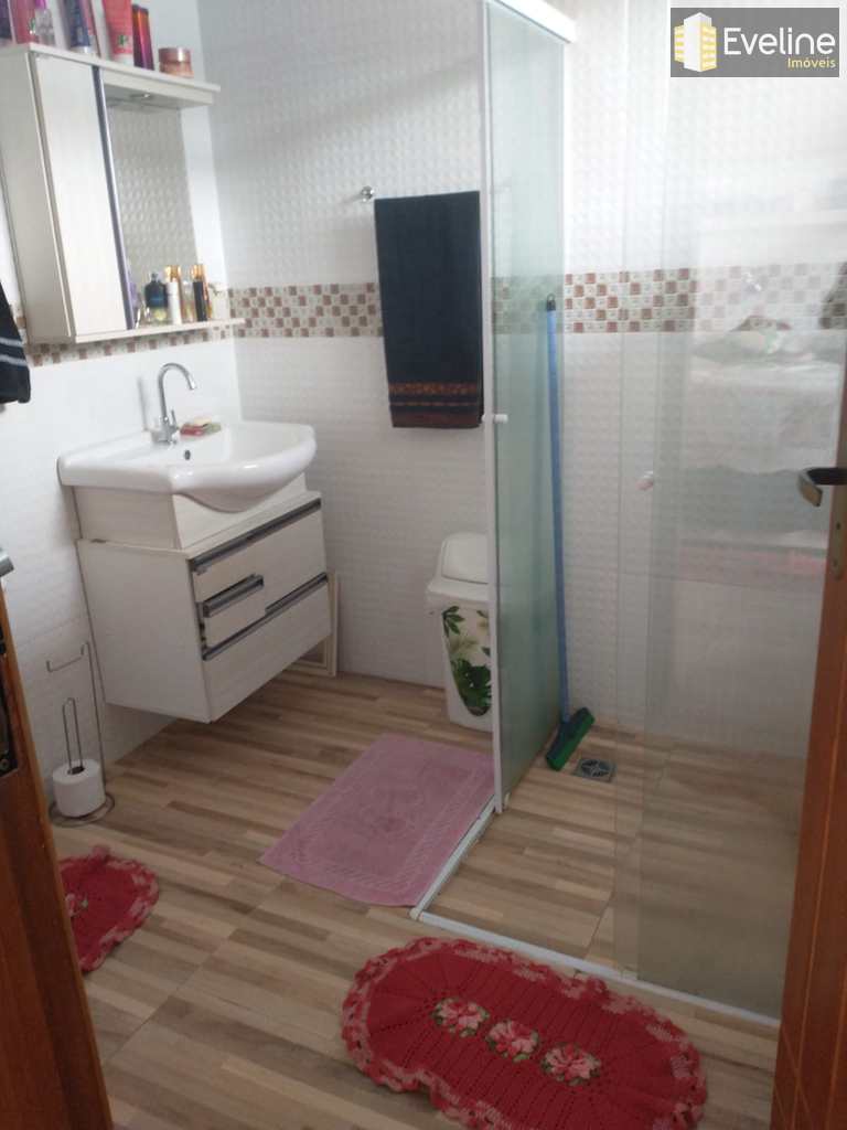 Casa em Mogi das Cruzes, no bairro Jardins do Paraíso