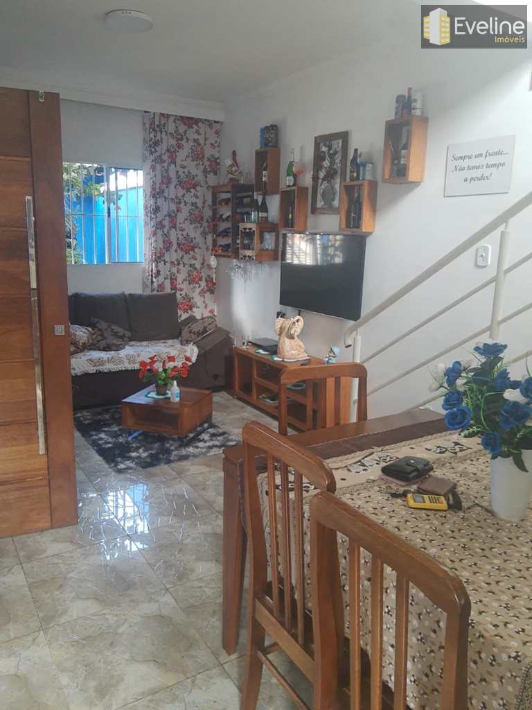 Casa em Mogi das Cruzes, no bairro Jardins do Paraíso
