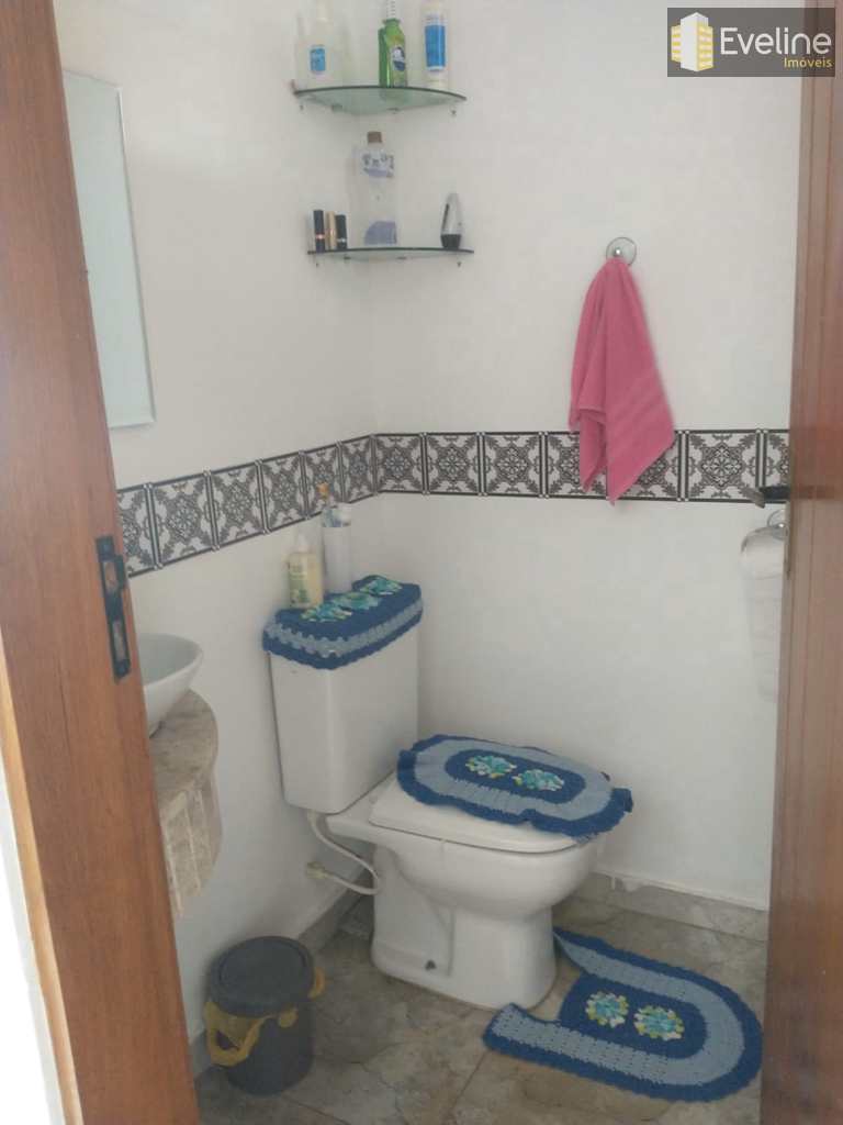 Casa em Mogi das Cruzes, no bairro Jardins do Paraíso