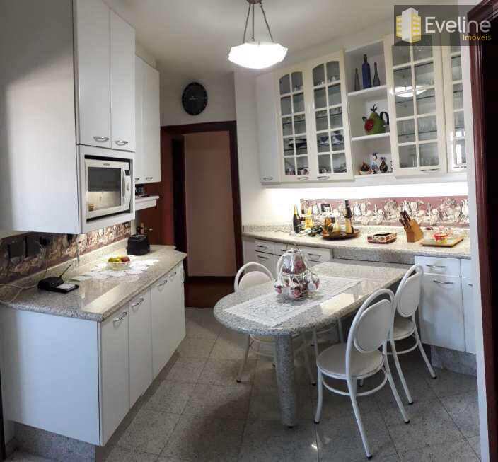 Apartamento em Mogi das Cruzes, no bairro Vila Oliveira
