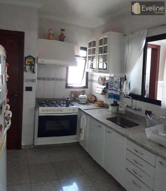 Apartamento em Mogi das Cruzes, no bairro Vila Oliveira