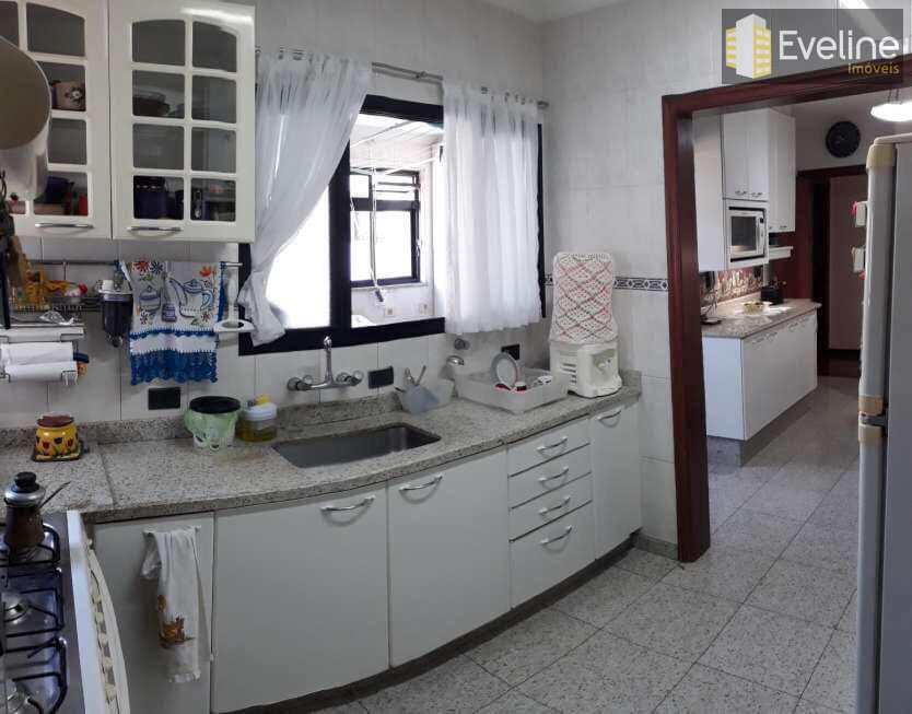 Apartamento em Mogi das Cruzes, no bairro Vila Oliveira