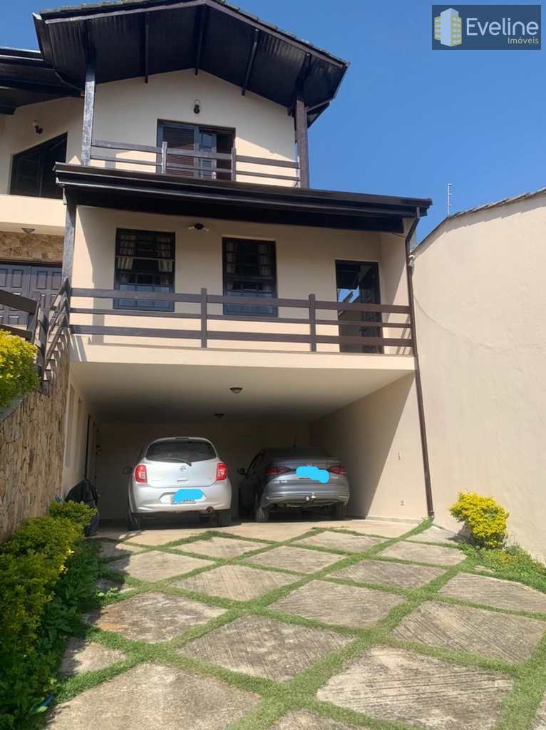 Casa em Mogi das Cruzes, no bairro Vila Suissa