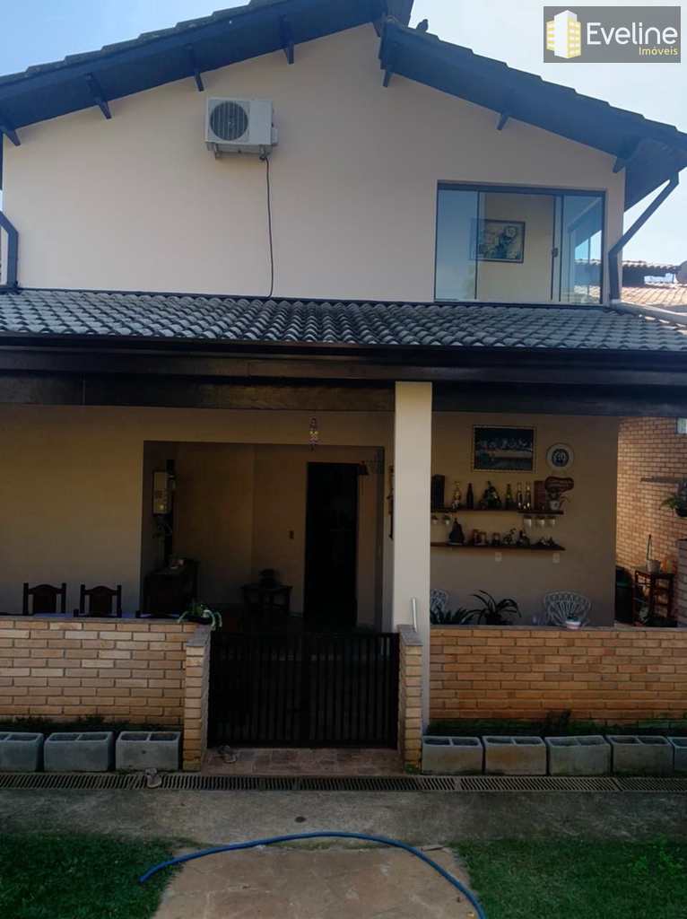 Casa em Mogi das Cruzes, no bairro Vila Suissa
