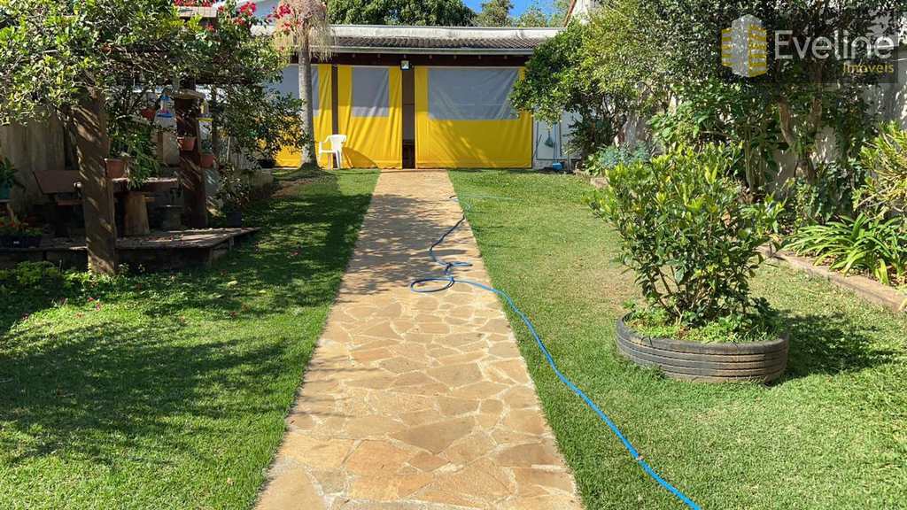 Casa em Mogi das Cruzes, no bairro Vila Suissa