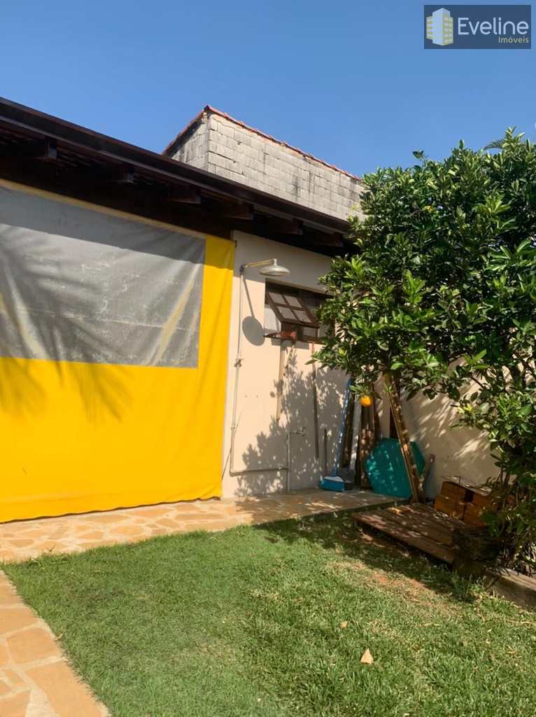 Casa em Mogi das Cruzes, no bairro Vila Suissa