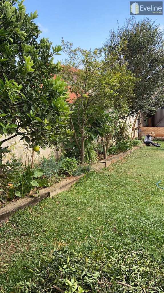 Casa em Mogi das Cruzes, no bairro Vila Suissa