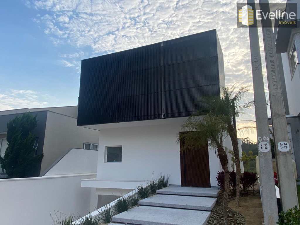 Casa de Condomínio em Mogi das Cruzes, no bairro Fazenda Rodeio