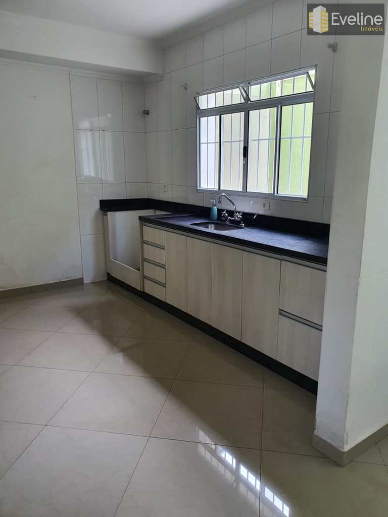Casa em Mogi das Cruzes, no bairro Vila Lavínia