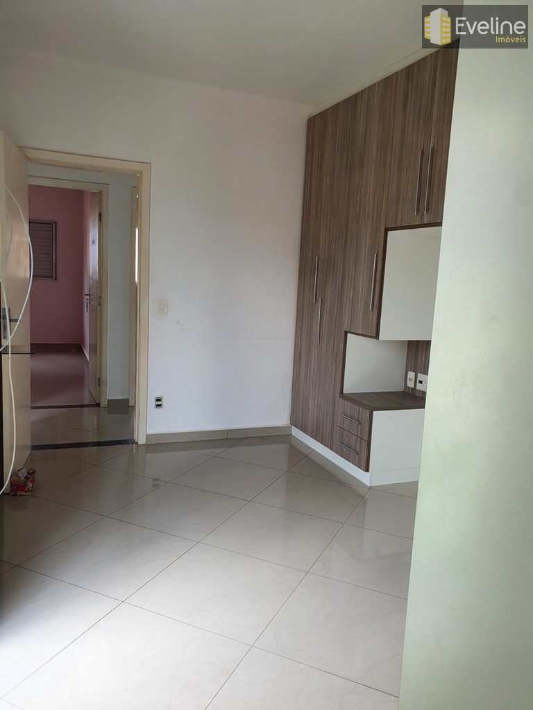 Casa em Mogi das Cruzes, no bairro Vila Lavínia