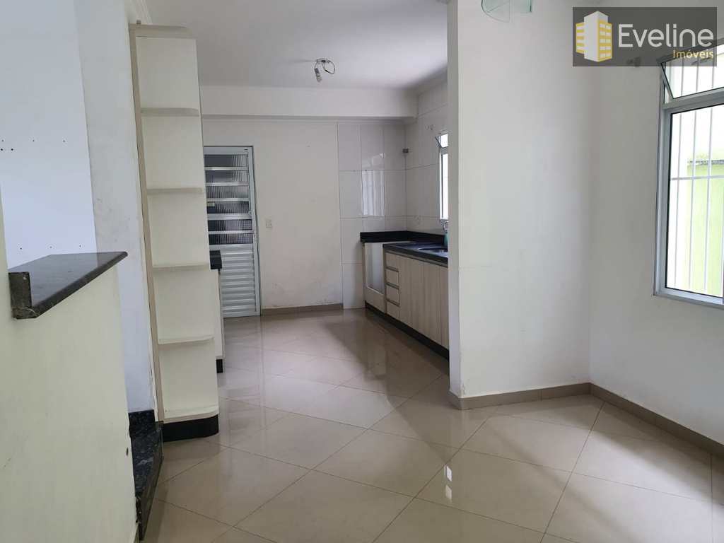 Casa em Mogi das Cruzes, no bairro Vila Lavínia