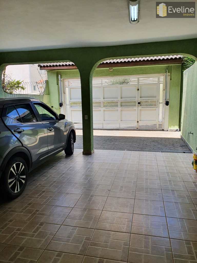 Casa em Mogi das Cruzes, no bairro Vila Lavínia