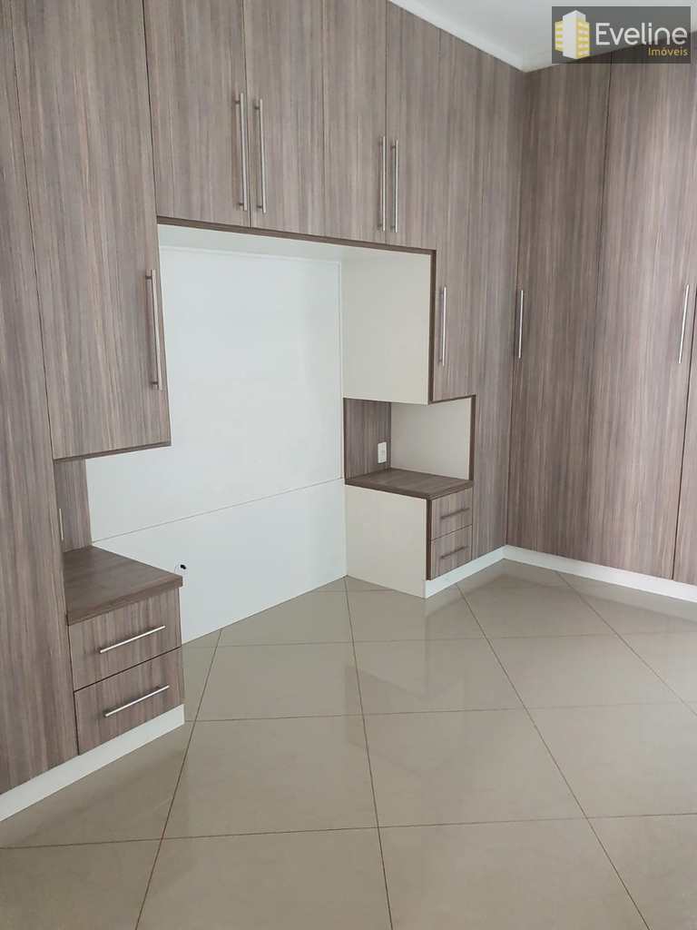 Casa em Mogi das Cruzes, no bairro Vila Lavínia