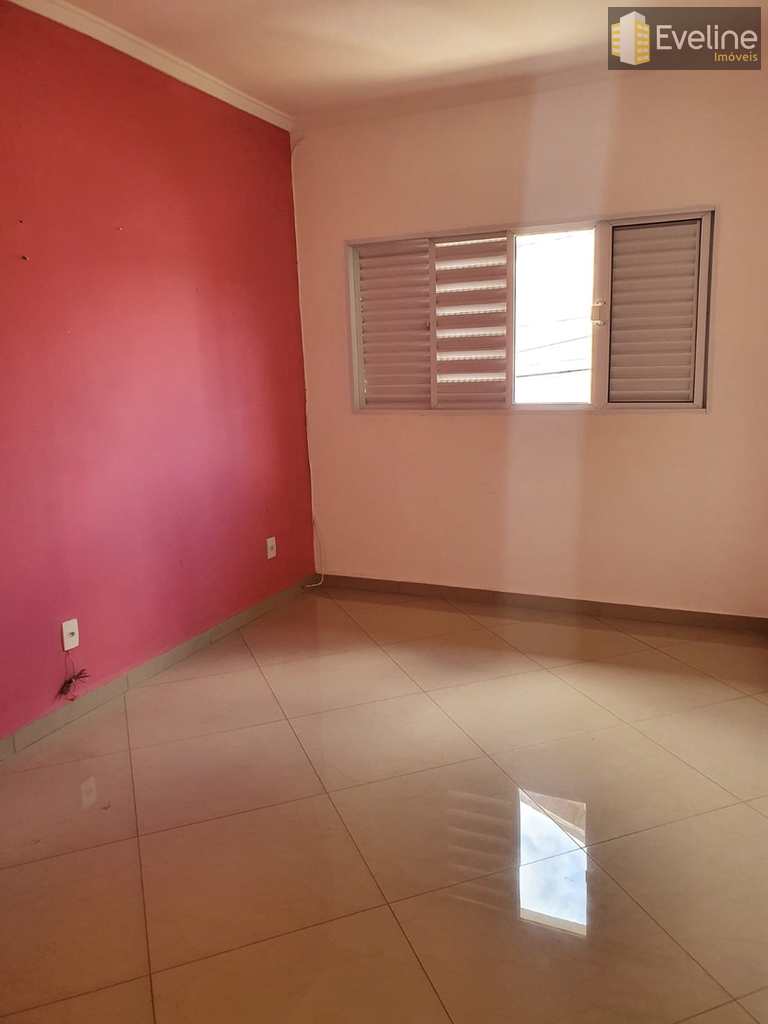 Casa em Mogi das Cruzes, no bairro Vila Lavínia