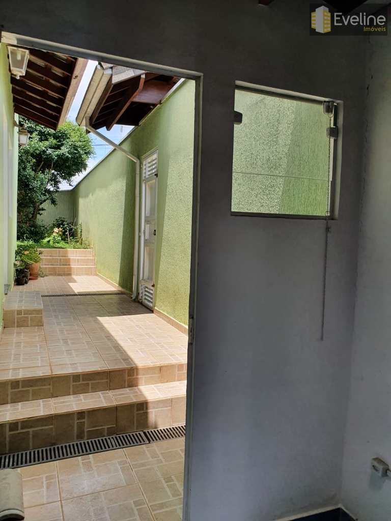 Casa em Mogi das Cruzes, no bairro Vila Lavínia