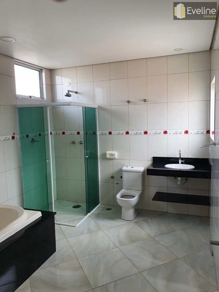 Casa em Mogi das Cruzes, no bairro Vila Lavínia