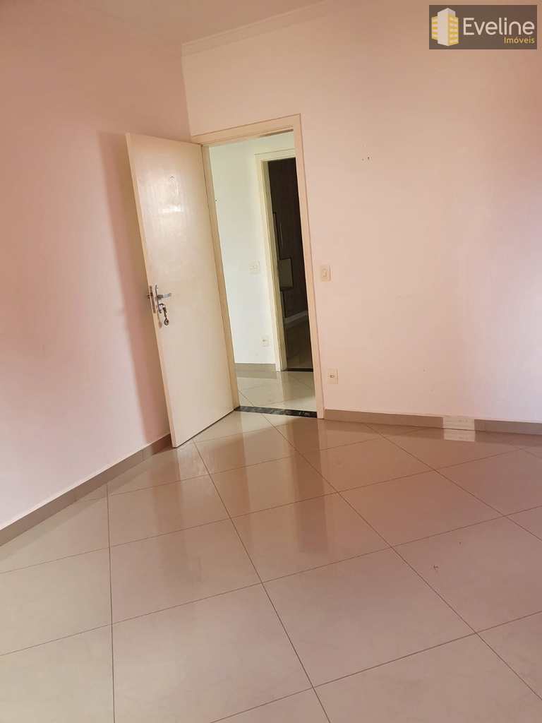Casa em Mogi das Cruzes, no bairro Vila Lavínia