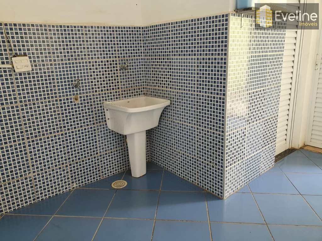 Casa em Mogi das Cruzes, no bairro Vila Lavínia