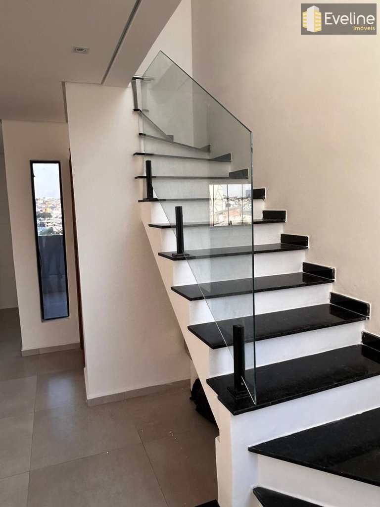 Casa em Mogi das Cruzes, no bairro Vila Lavínia