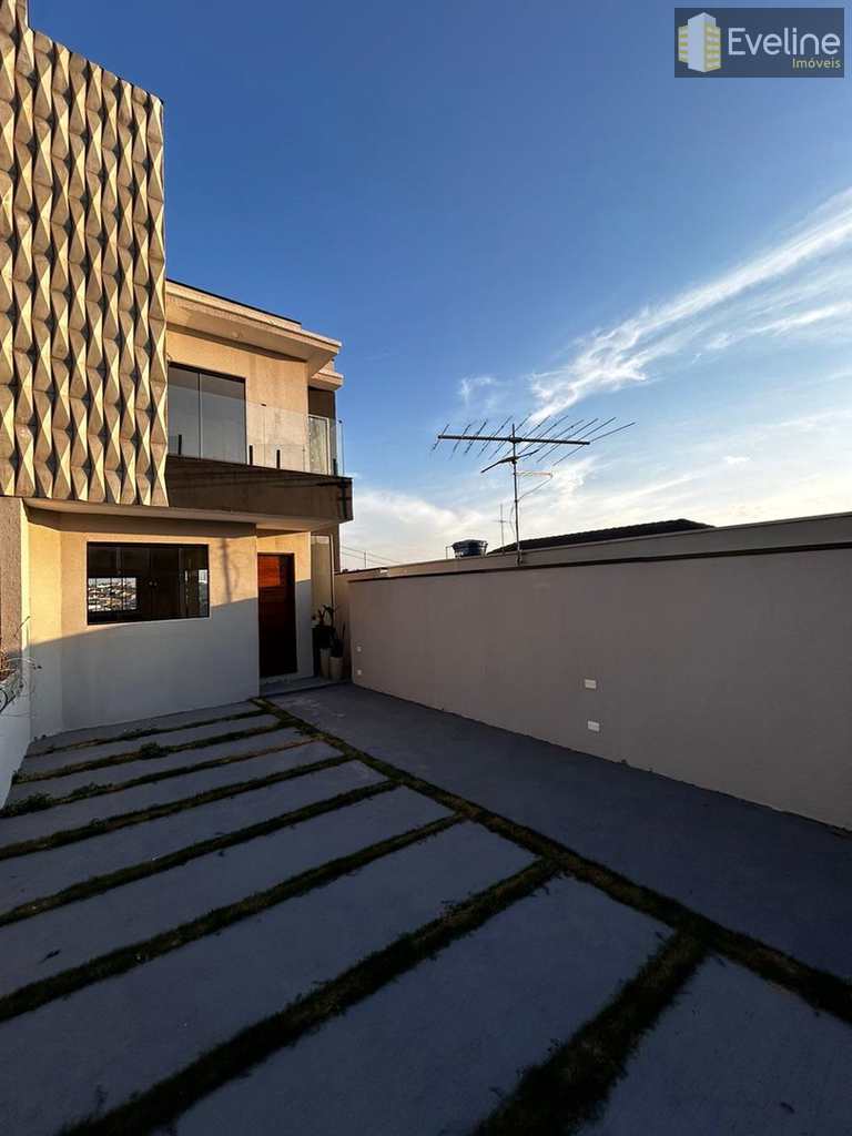 Casa em Mogi das Cruzes, no bairro Vila Lavínia
