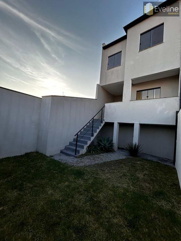 Casa em Mogi das Cruzes, no bairro Vila Lavínia