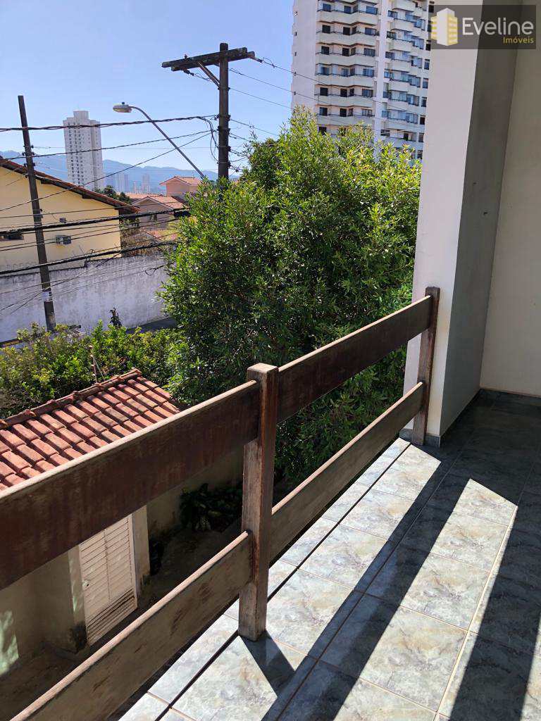 Casa em Mogi das Cruzes, no bairro Vila Lavínia