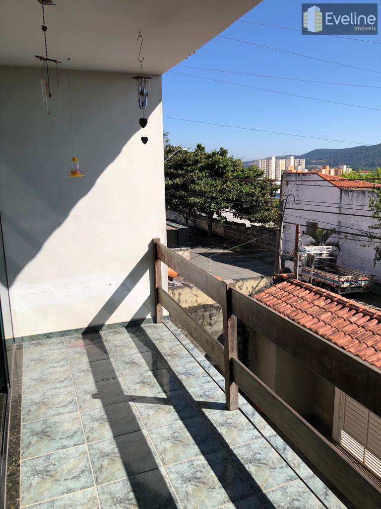 Casa em Mogi das Cruzes, no bairro Vila Lavínia
