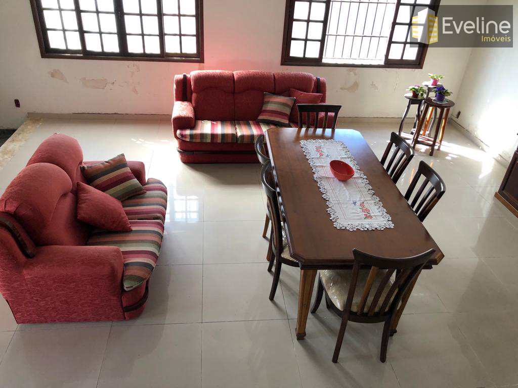 Casa em Mogi das Cruzes, no bairro Vila Lavínia