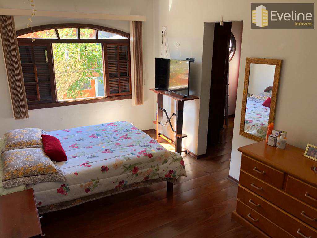 Casa em Mogi das Cruzes, no bairro Vila Lavínia