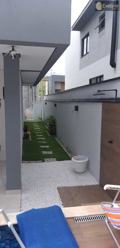 Casa de Condomínio em Mogi das Cruzes, no bairro Cézar de Souza