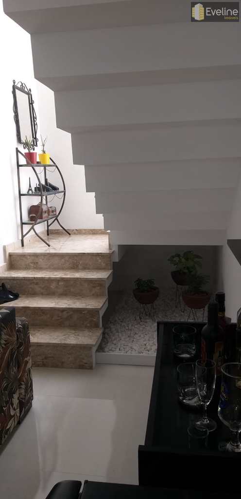 Casa de Condomínio em Mogi das Cruzes, no bairro Cézar de Souza