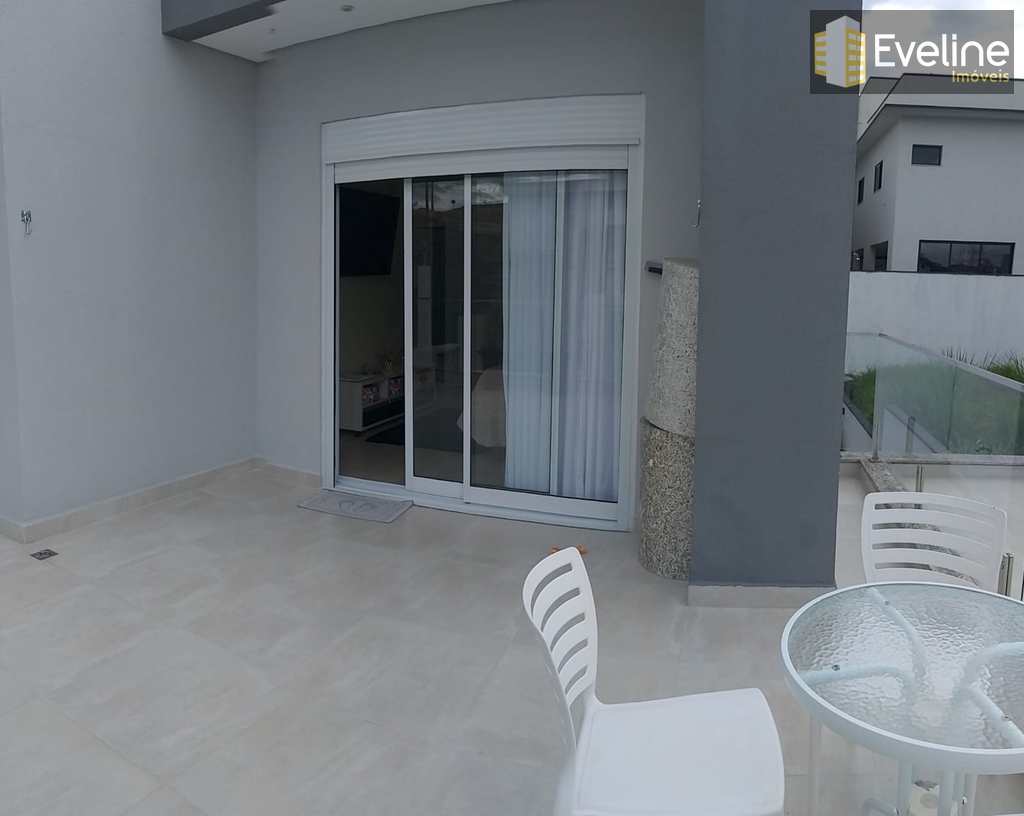 Casa de Condomínio em Mogi das Cruzes, no bairro Cézar de Souza