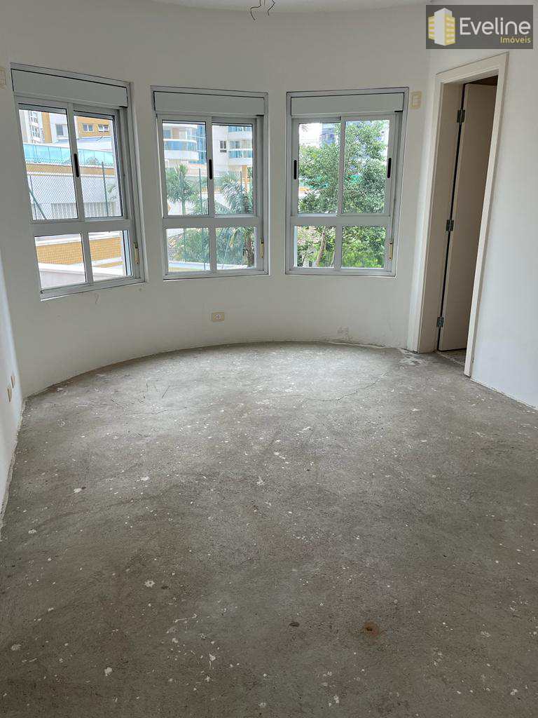 Apartamento em Mogi das Cruzes, no bairro Vila Oliveira