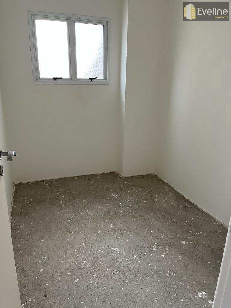 Apartamento em Mogi das Cruzes, no bairro Vila Oliveira