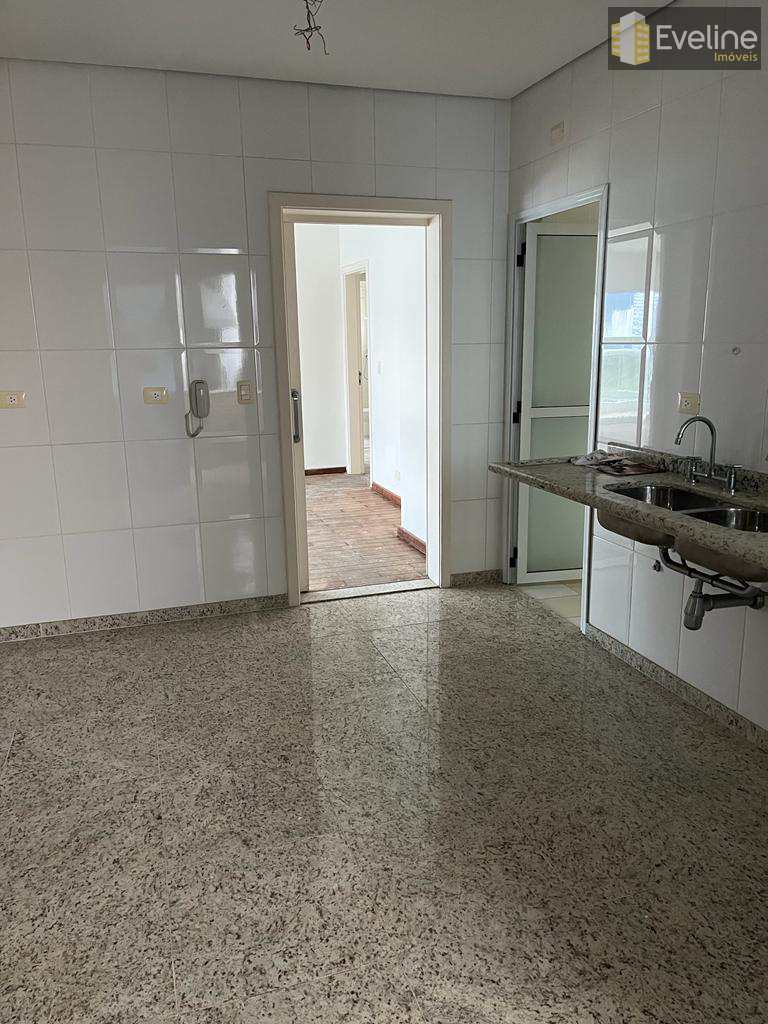 Apartamento em Mogi das Cruzes, no bairro Vila Oliveira