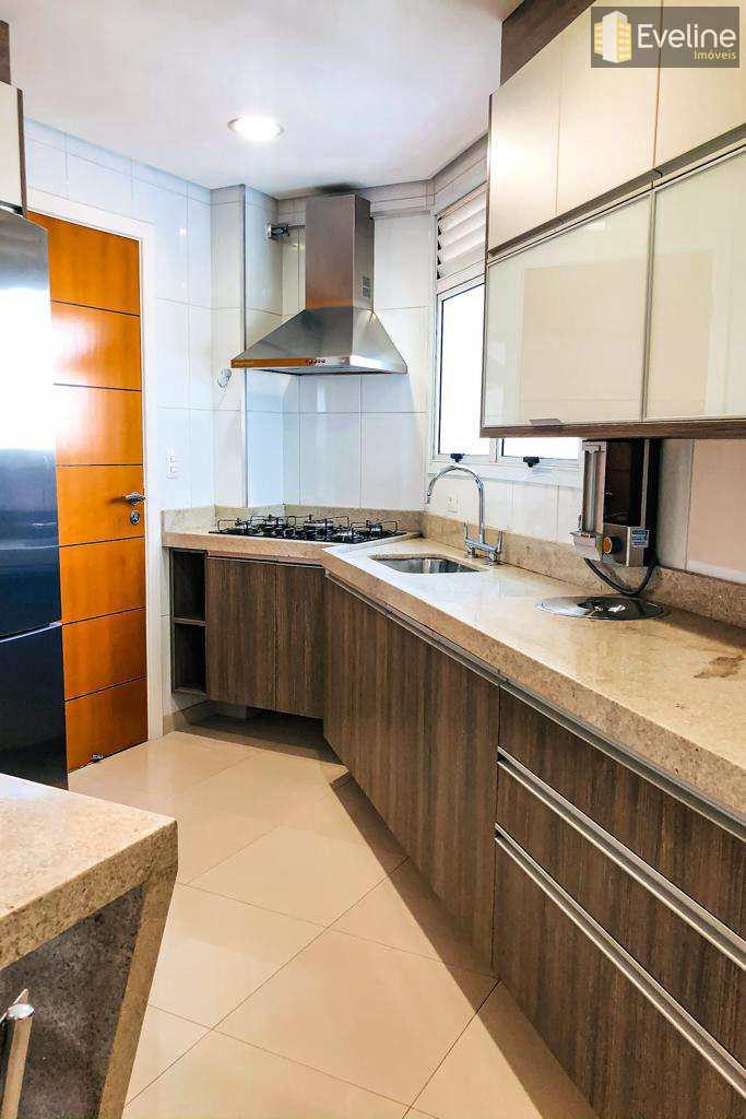 Apartamento em Mogi das Cruzes, no bairro Vila Oliveira