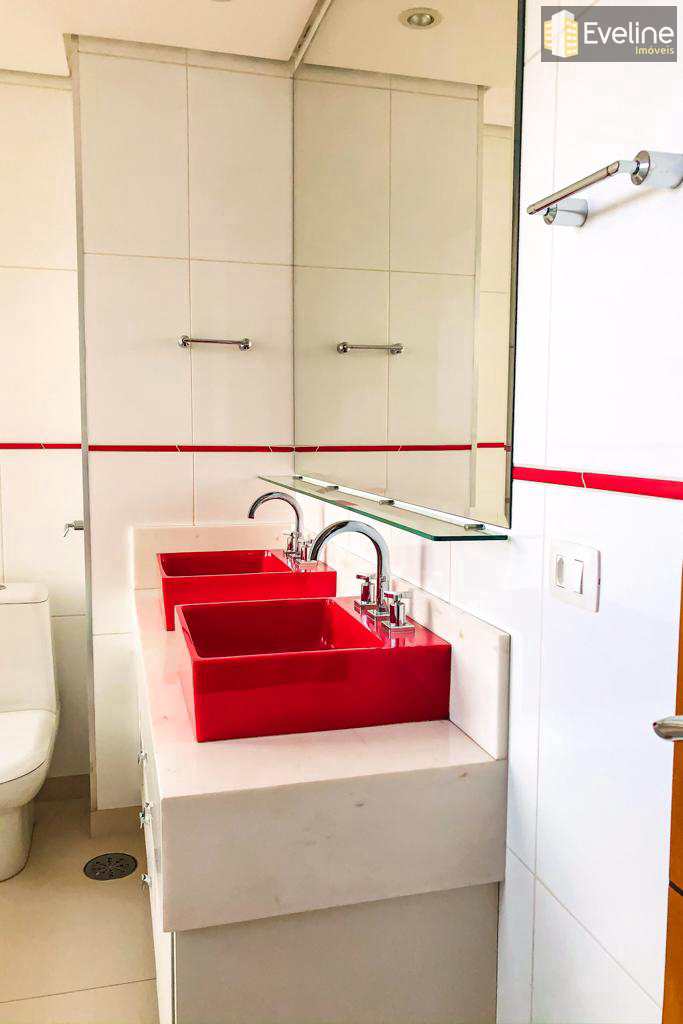Apartamento em Mogi das Cruzes, no bairro Vila Oliveira