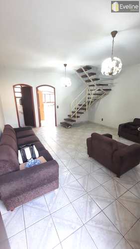 Casa, código 3246 em Mogi das Cruzes, bairro Centro