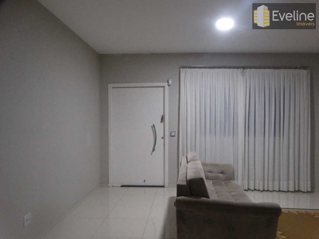 Sobrado em Mogi das Cruzes, no bairro Vila Suissa