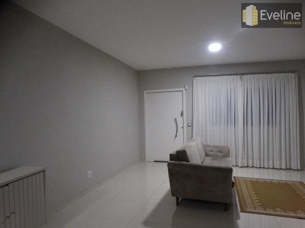 Sobrado em Mogi das Cruzes, no bairro Vila Suissa