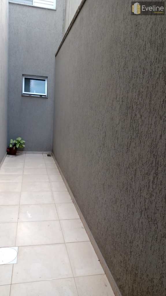 Sobrado em Mogi das Cruzes, no bairro Vila Suissa