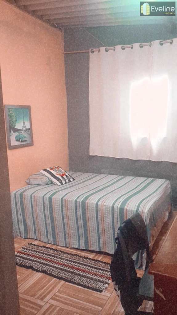 Casa em Mogi das Cruzes, no bairro Biritiba Ussu