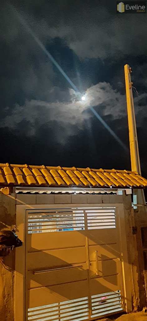 Casa em Mogi das Cruzes, no bairro Biritiba Ussu