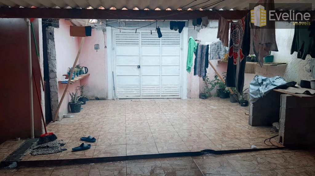 Casa em Mogi das Cruzes, no bairro Biritiba Ussu