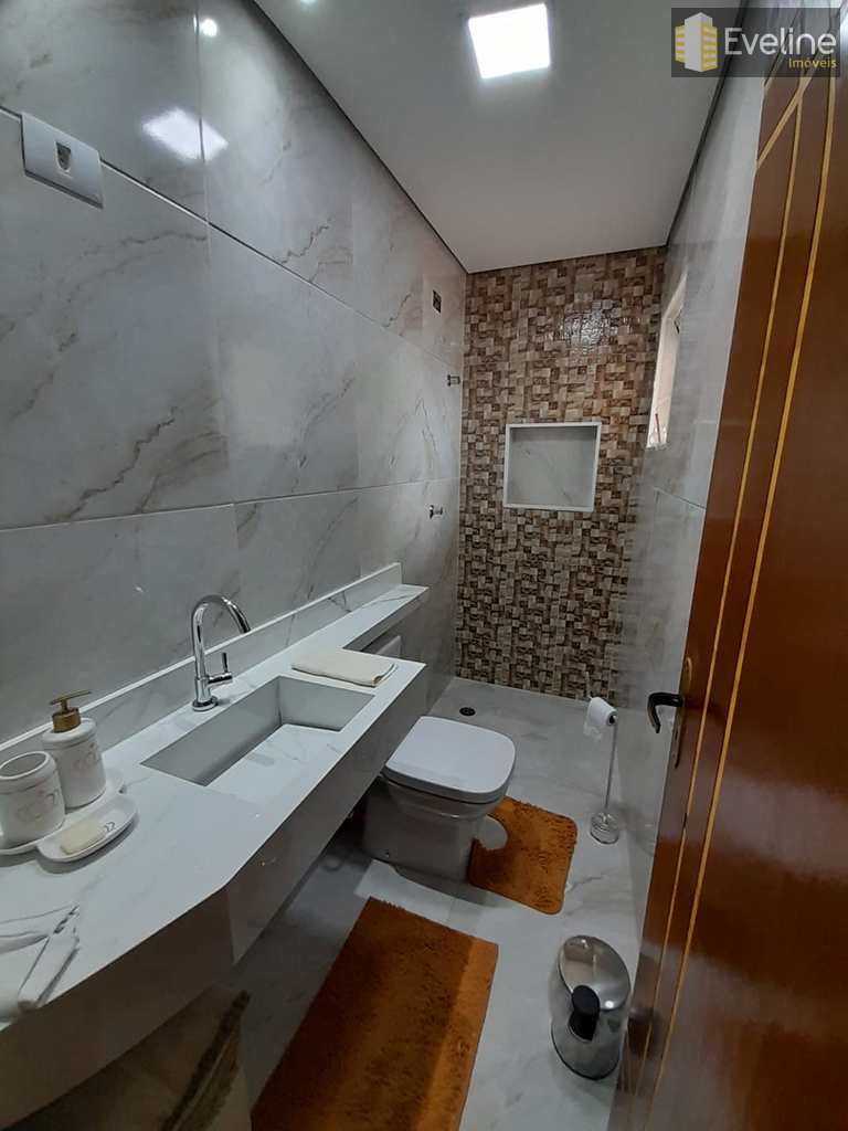 Casa em Mogi das Cruzes, no bairro Jardim Camila