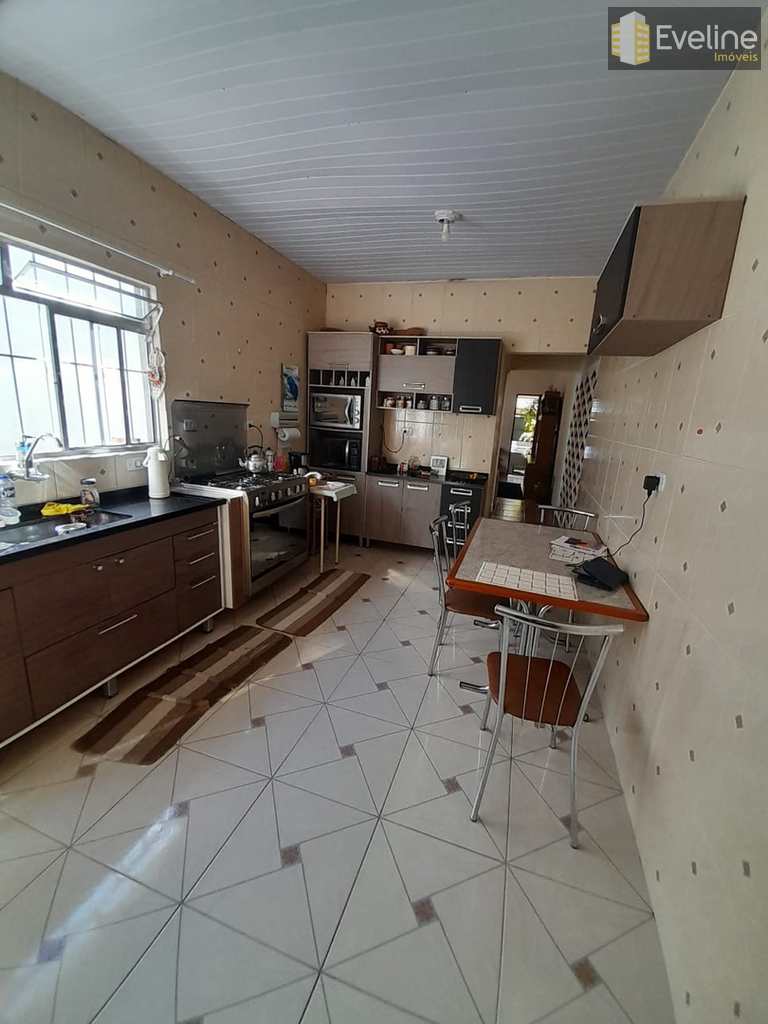 Casa em Mogi das Cruzes, no bairro Jardim Camila
