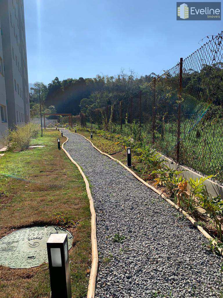 Apartamento em Mogi das Cruzes, no bairro Botujuru