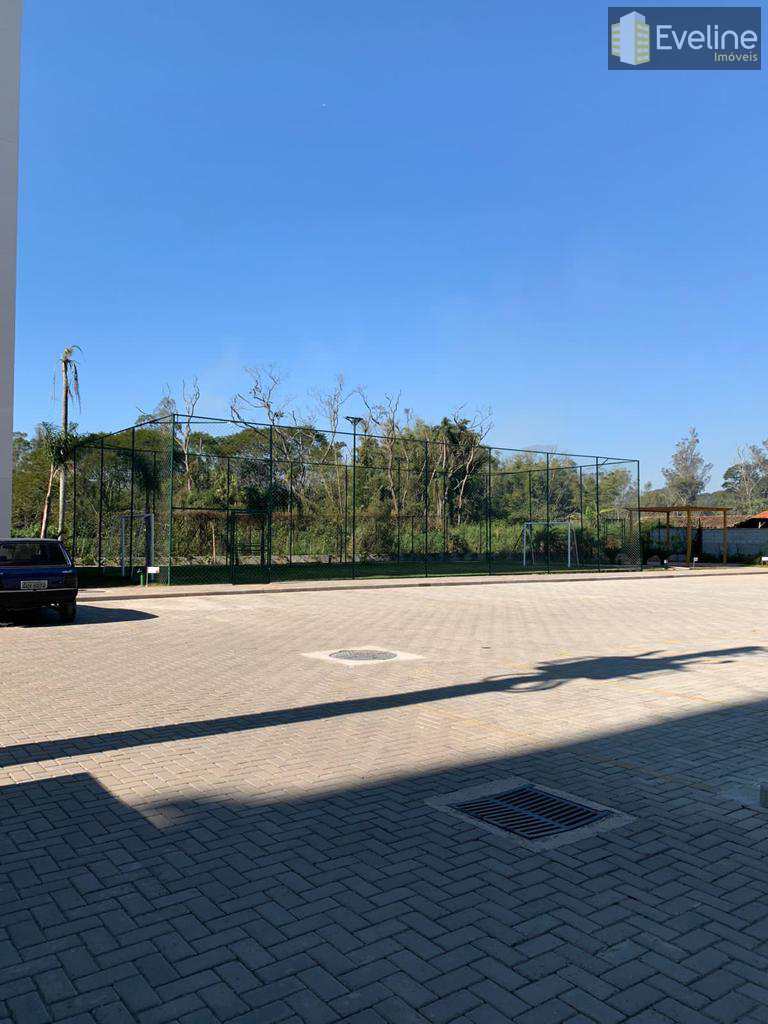 Apartamento em Mogi das Cruzes, no bairro Botujuru