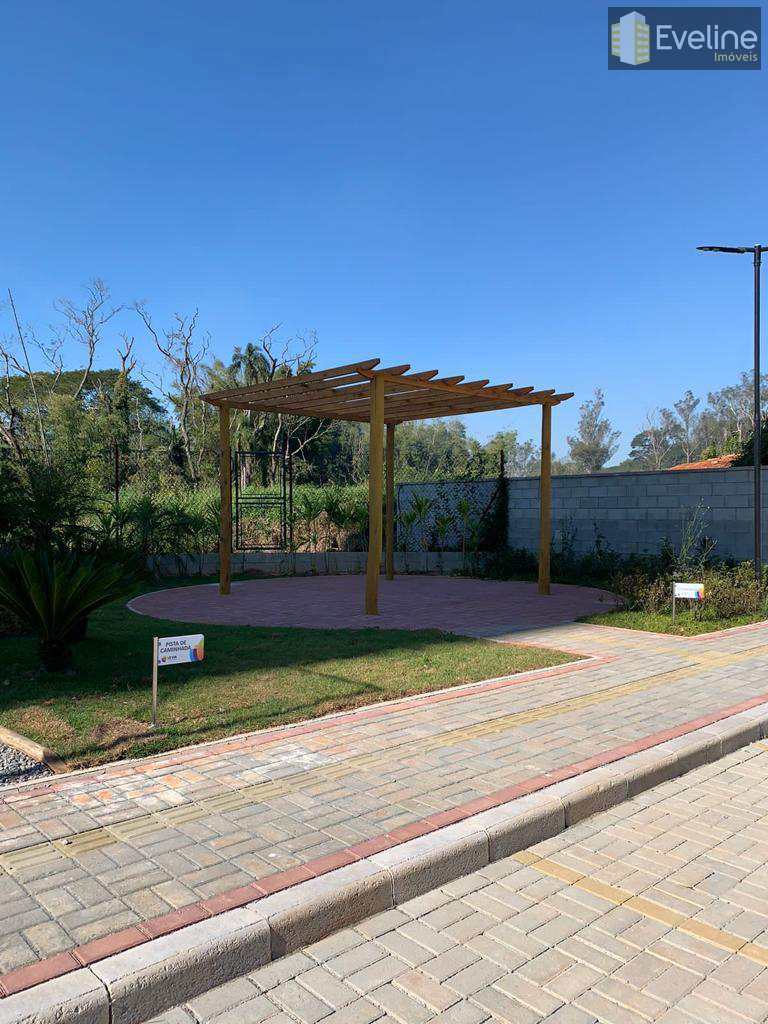 Apartamento em Mogi das Cruzes, no bairro Botujuru